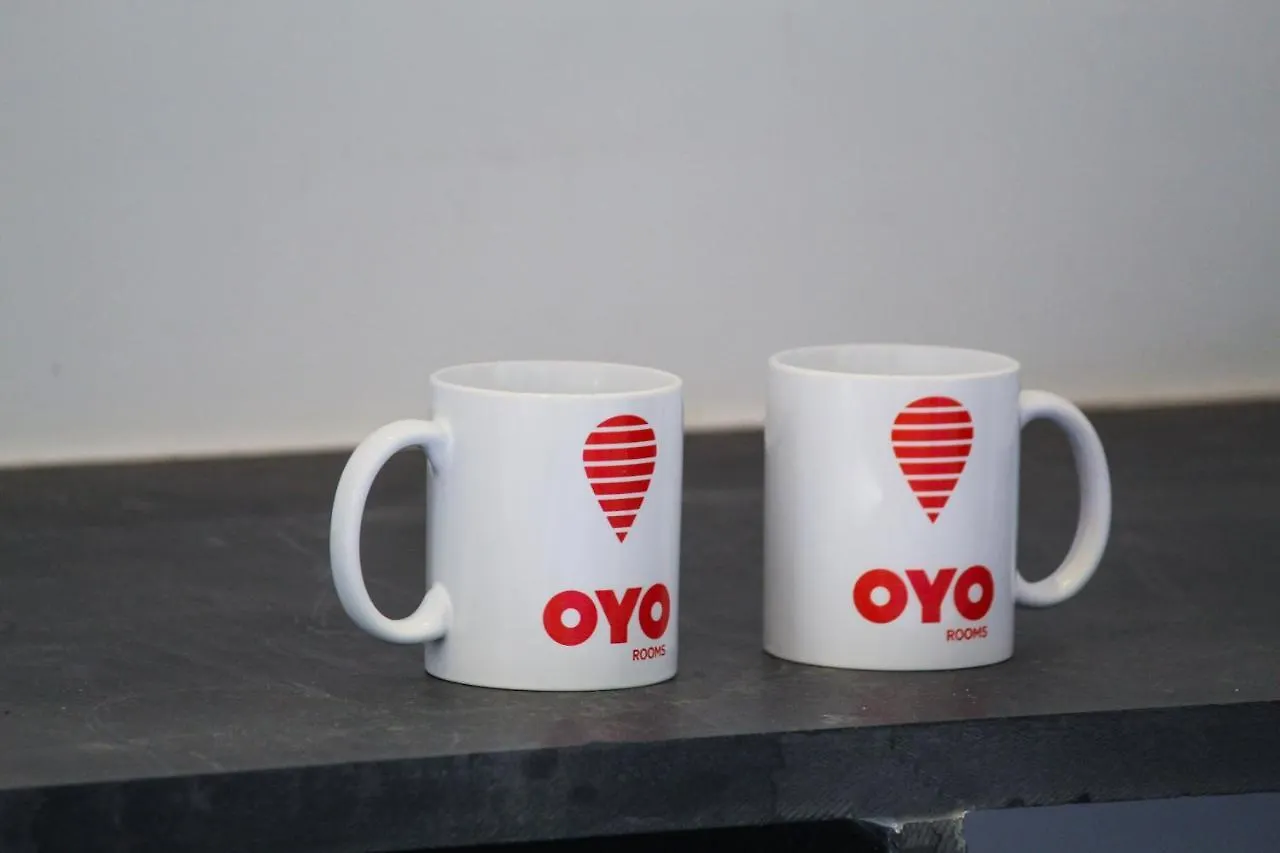 Oyo 11492 Gateway Inn Kochi